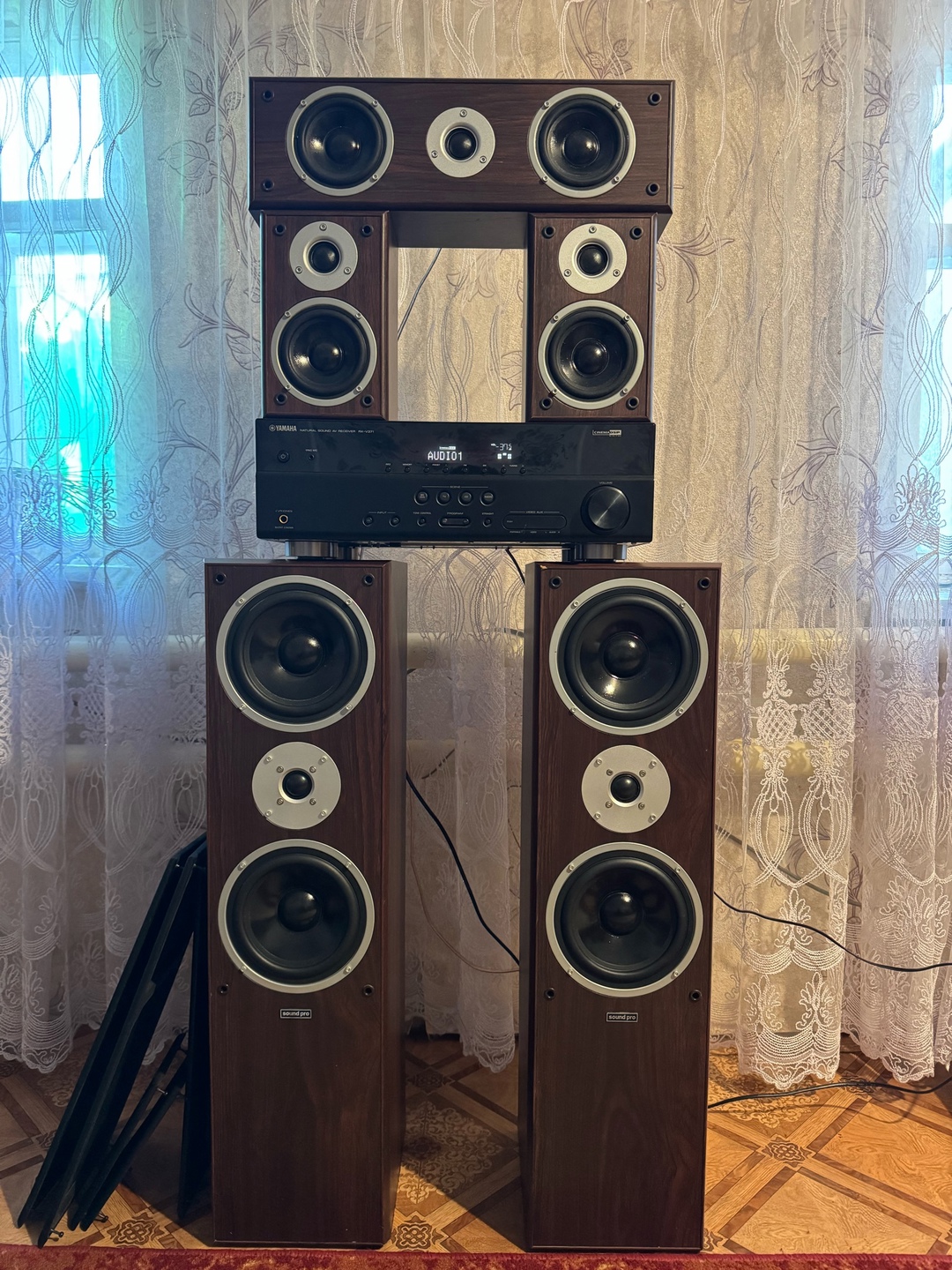 Продам комплект домашней акустики Sound