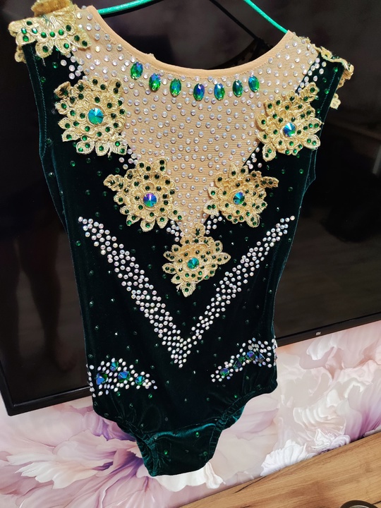 Продам бу купальники для художественной (1)