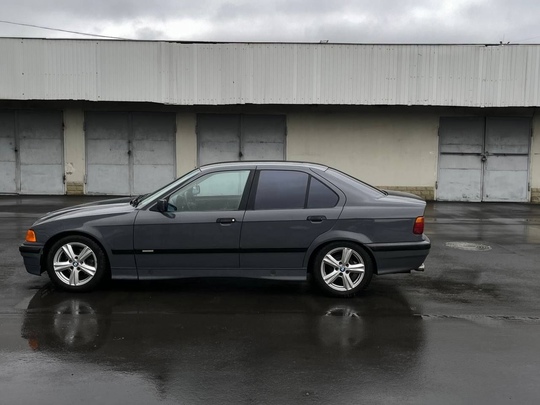 Продам BMW e 36
1993год в (5)