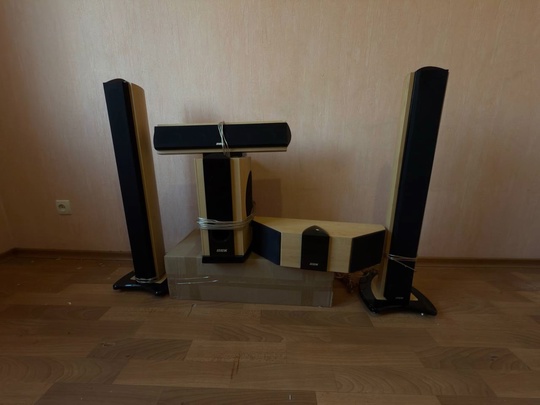 Продам 
Домашний кинотеатр BBK
Б/у
Цена 10 (2)