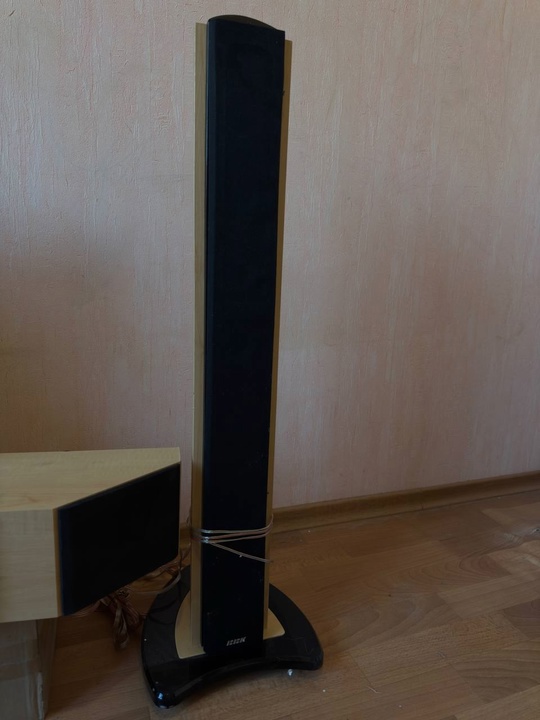 Продам 
Домашний кинотеатр BBK
Б/у
Цена 10 (5)