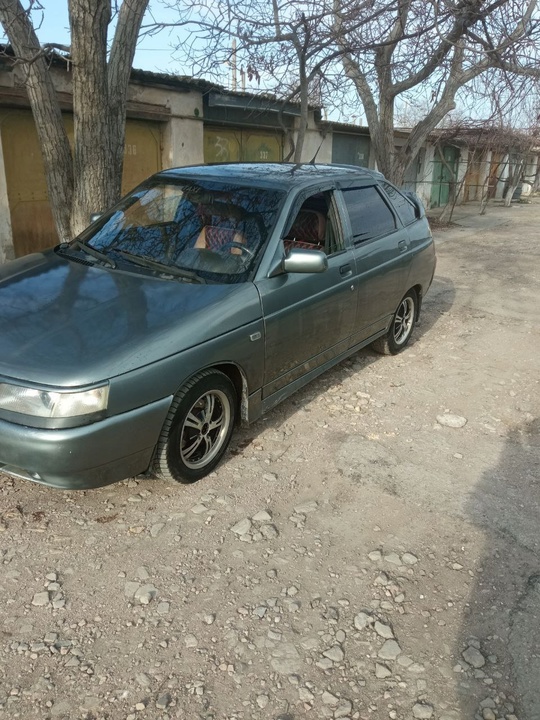 Продаёт друг,с кондиционером(надо обслужить) 2004г. (1)