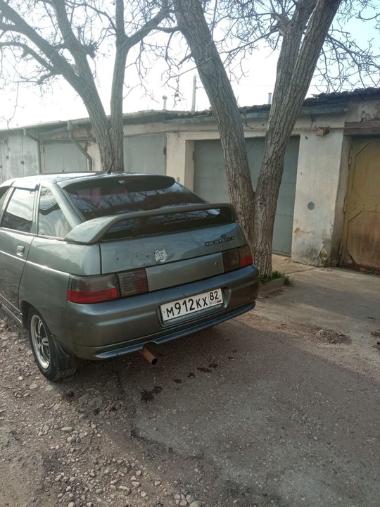 Продаёт друг,с кондиционером(надо обслужить) 2004г. (5)