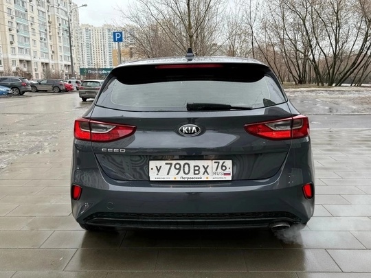 Продаю KIA CEED 2018 год (5)