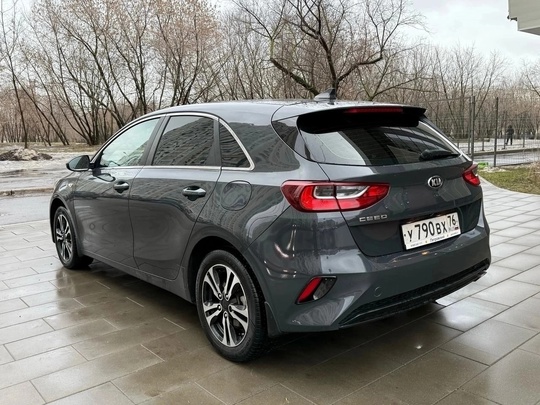 Продаю KIA CEED 2018 год (7)