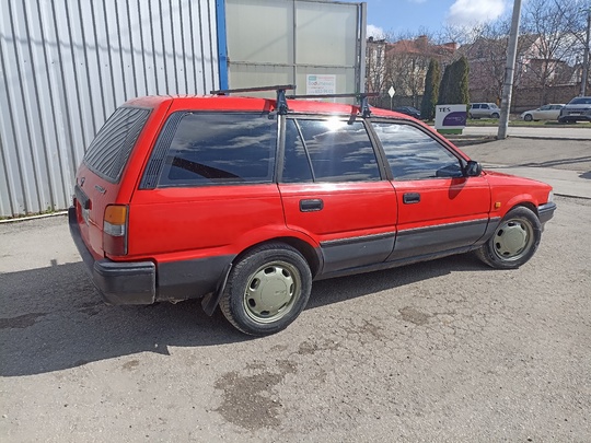 Продам таёта корола 1.3 75л (8)