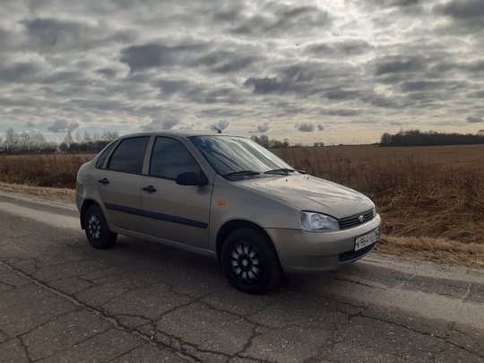 Продам ладу калину 2006г.
Машина без (6)