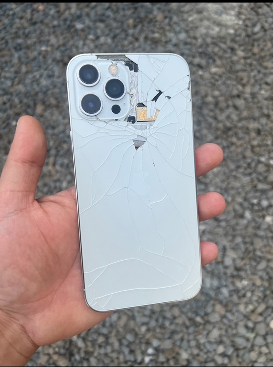 Продам IPhone 12 Pro Max