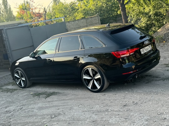 Продам Audi A4 Avant (универсал) (2)