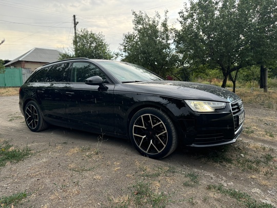 Продам Audi A4 Avant (универсал) (4)