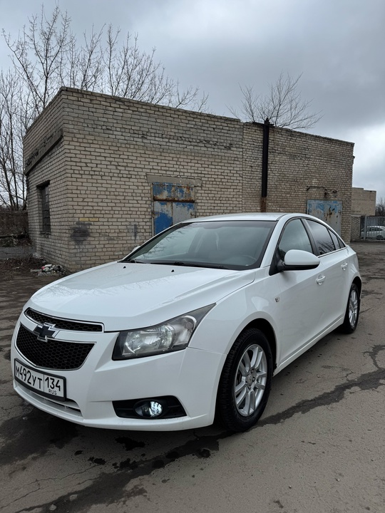 Продам Шевроле Круз 2012 года (1)