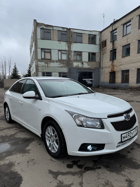 Продам Шевроле Круз 2012 года (2)