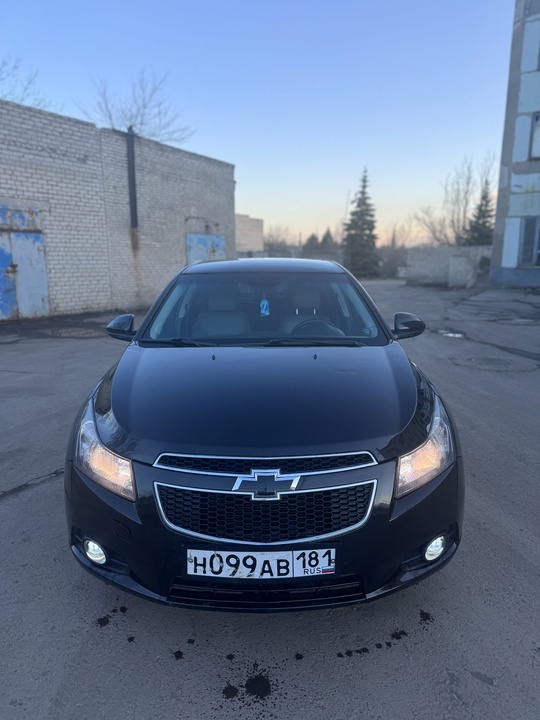 Продам Шевроле Круз 2012 год