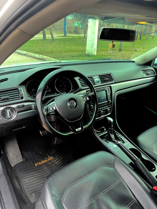 Продам Volkswagen Passat B7 NMS (6)