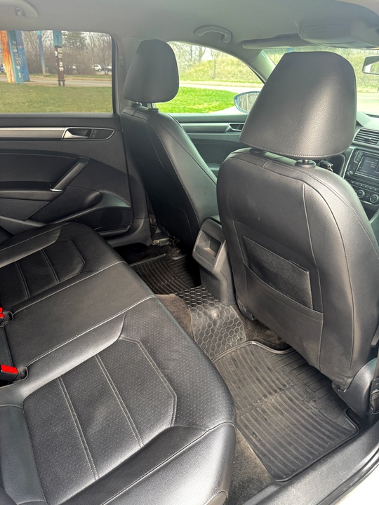 Продам Volkswagen Passat B7 NMS (8)