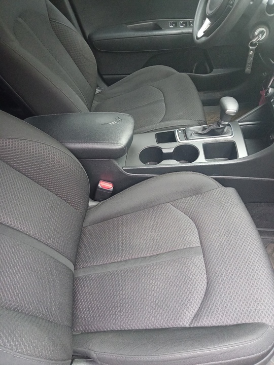 Продается KIA OPTIMA 2. 4л (4)
