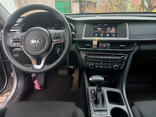 Продается KIA OPTIMA 2. 4л (6)