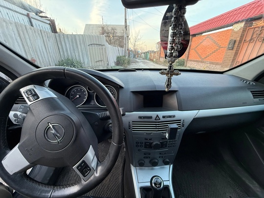В продаже Opel Astra h (3)