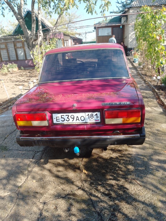 Продам ваз2107. В родном цвете. (2)