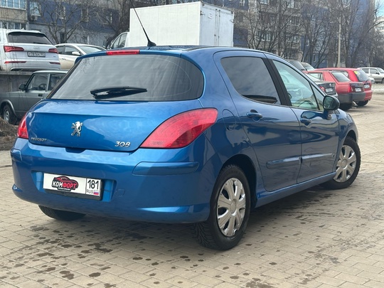Peugeot 308
2008 год
1.6 бензин ( (3)