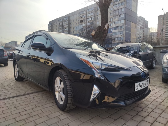 Тауота Приус 
2018 год 
1.5
