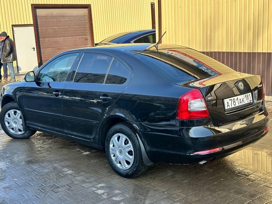 Skoda Octavia A5 рестайлинг 
2011 (3)