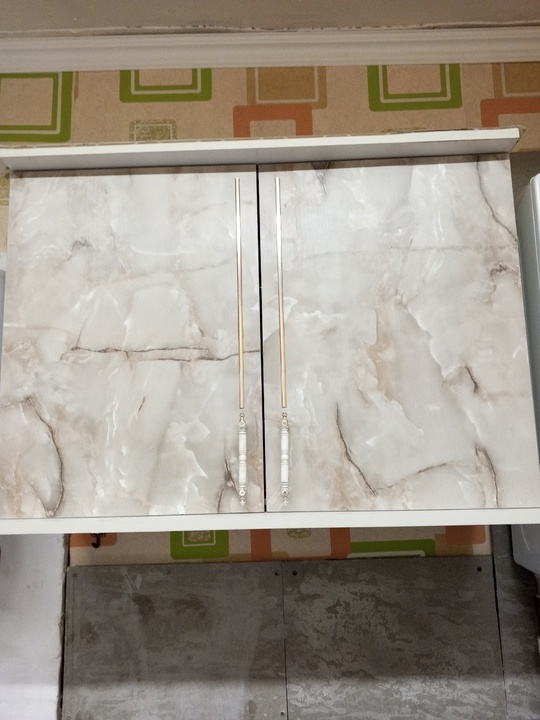 Продам кухонный гарнитур, за 1500.Можно