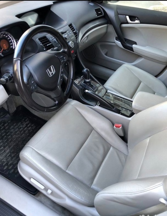 Продам Honda Accord 2.4 AT.
2008 (3)