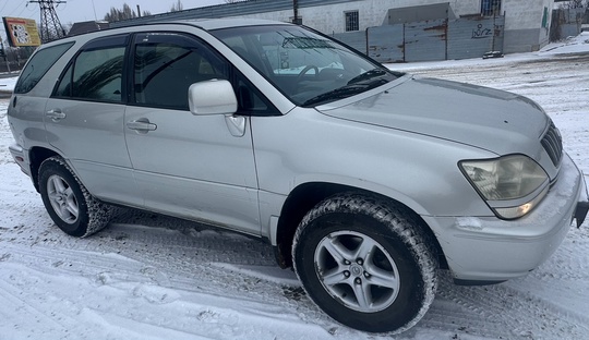 Продам Lexus RX 300 первое