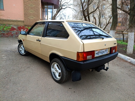 Продам 
Ваз 2108 1990 Года (3)