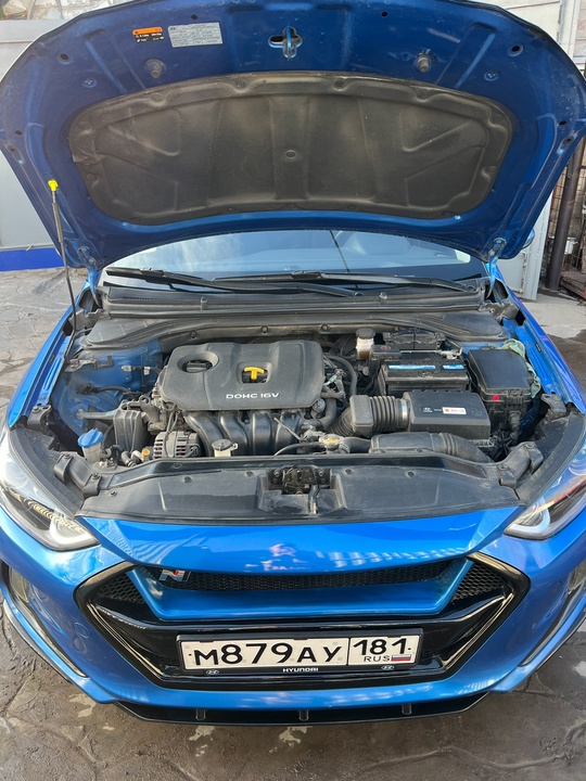 Продам Hyundai Elantra 2017 года. (1)