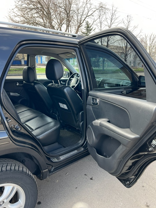 Продам Kia Sportage(Киа Спортейдж) 2005 (6)