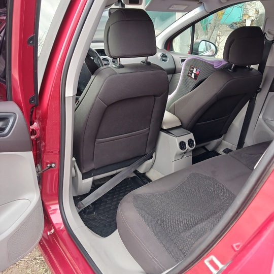 Продам пежо 308
2008 год
1,6 автомат (7)