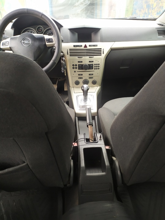 Продается Opel Astra H универсал
Мотор: (7)