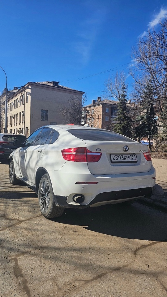 Продам BMW X6 E71, собственник (2)