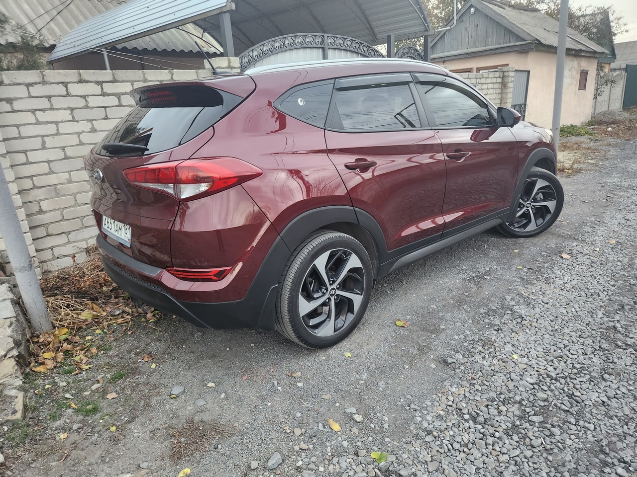 Hyundai tucson 3. 2 литра, (1)