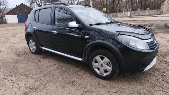 Продам Renault Sandero Stepway 2012