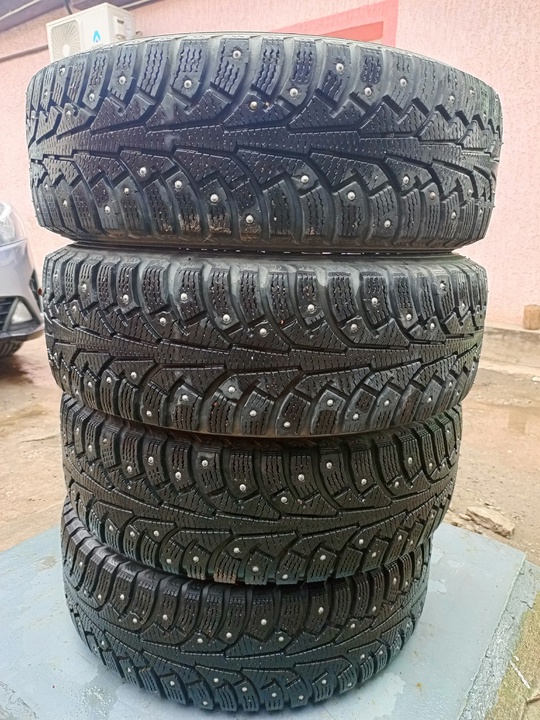 1. Продам Нокия 5 175/65/14