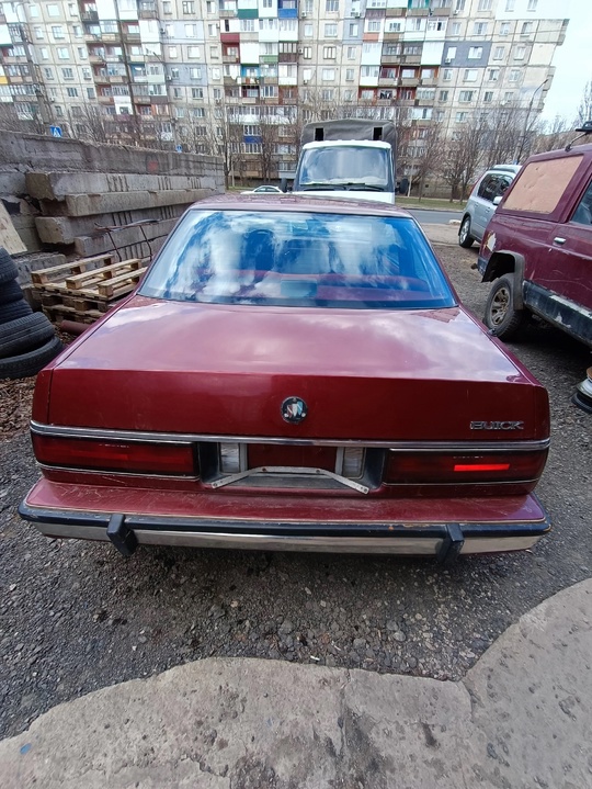 г.Алчевск Продам редкий автомобиль Buick (3)