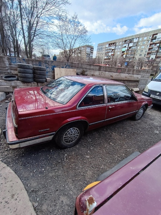 г.Алчевск Продам редкий автомобиль Buick (4)