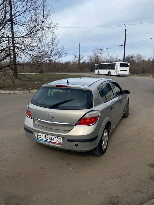 Продам Опель Астра 
2005 г. (5)