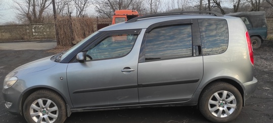 Πpoдaм Skoda Roomster 1.6 Диз.2013 (9)