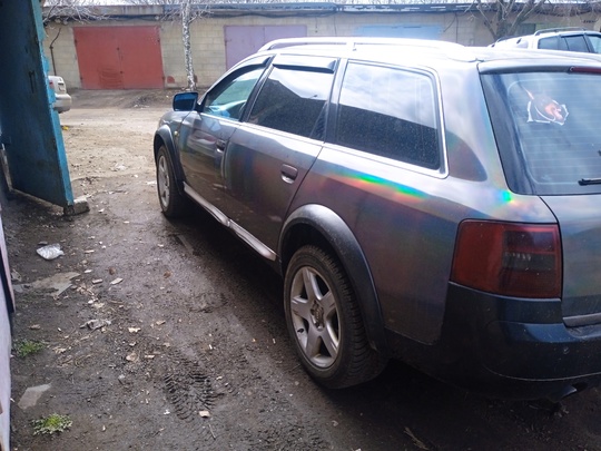 Продам Ауди аллроад с5 2002г.