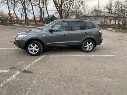 HYUNDAI Santa Fe 
Год выпуска (2)