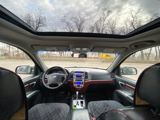 HYUNDAI Santa Fe 
Год выпуска (6)
