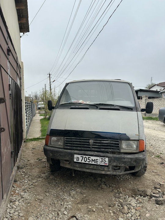Продам газельку 1999год заводиться едит