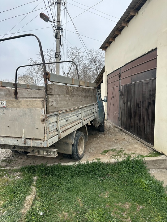 Продам газельку 1999год заводиться едит (3)