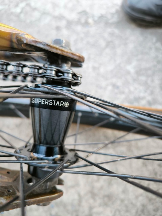 Продам BMX 
Руль - stress
Грипсы (1)