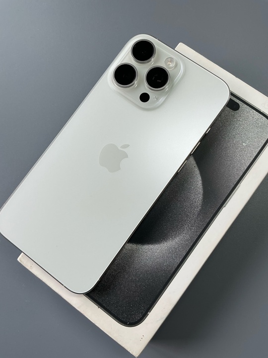 iPhone 15 Pro Max 256 (4)