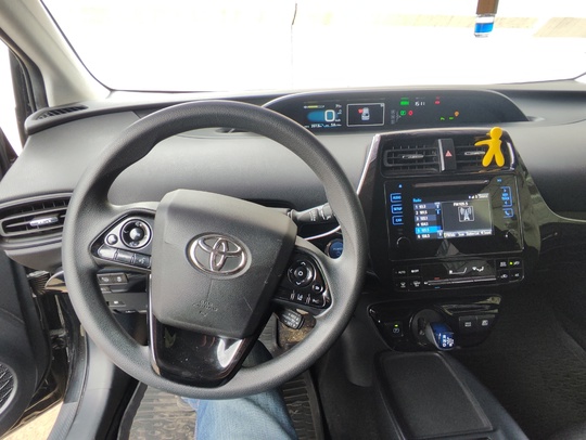Продам Toyota Prius 2019 года. (5)